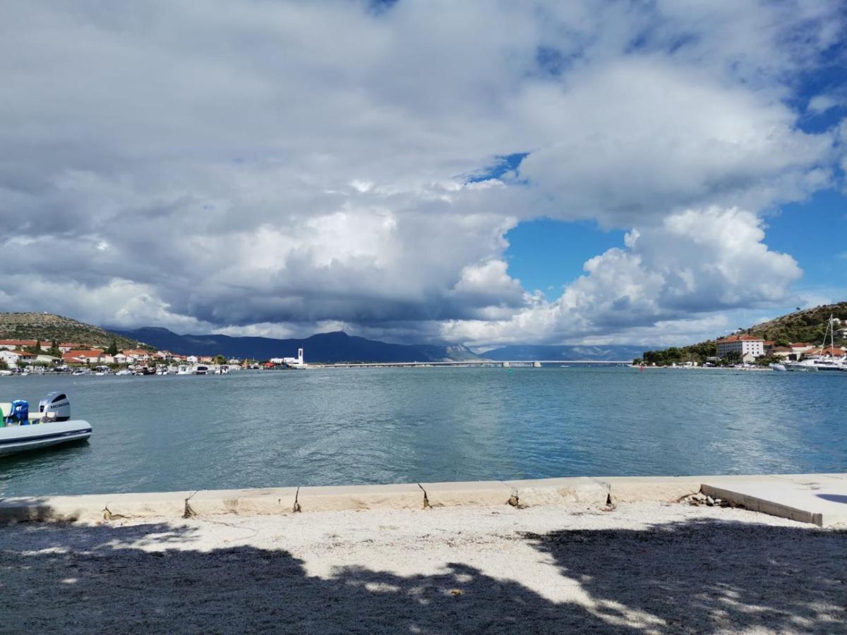 Blue View Apartments Trogir Buitenkant foto